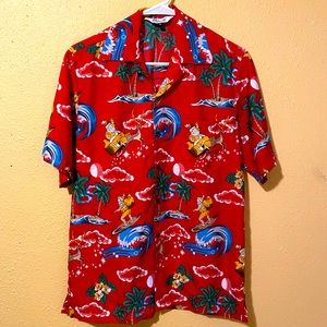 Men’s Hawaiian Christmas button up. Size SMALL